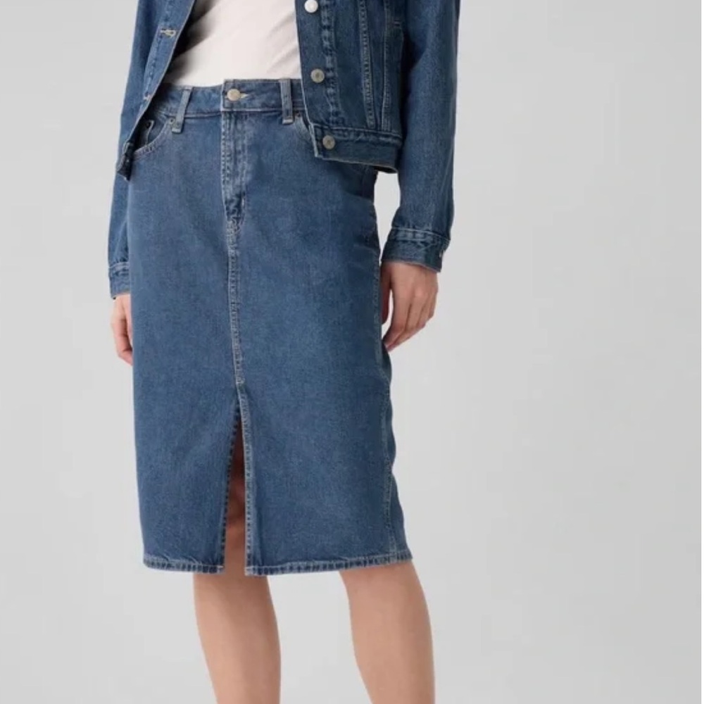 GAP Women’s Blue Denim Midi Pencil Skirt Size 6/28 90’s Minimalist Midi Skirt